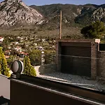 Petrino Sxinos Skhoinos