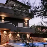 Petrino Sxinos Villa Skhoinos