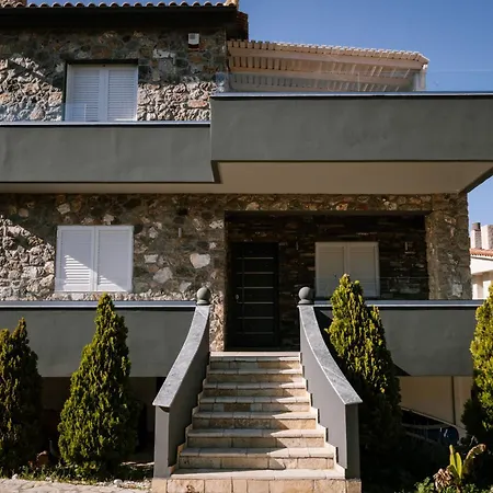 Petrino Sxinos Villa *