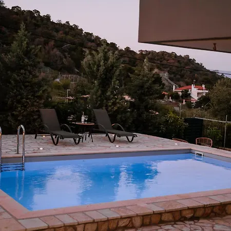 Villa Petrino Sxinos *